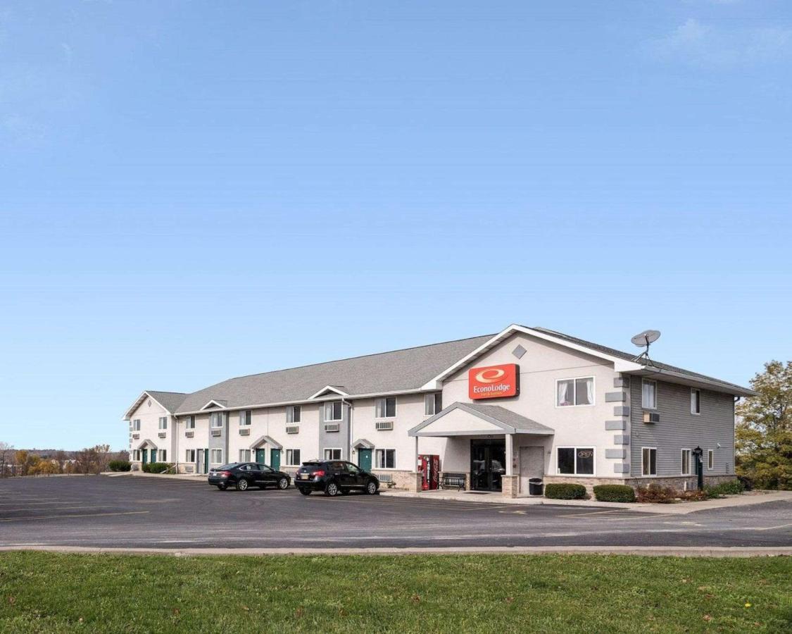 Econo Lodge Inn & Suites Canandaigua Εξωτερικό φωτογραφία
