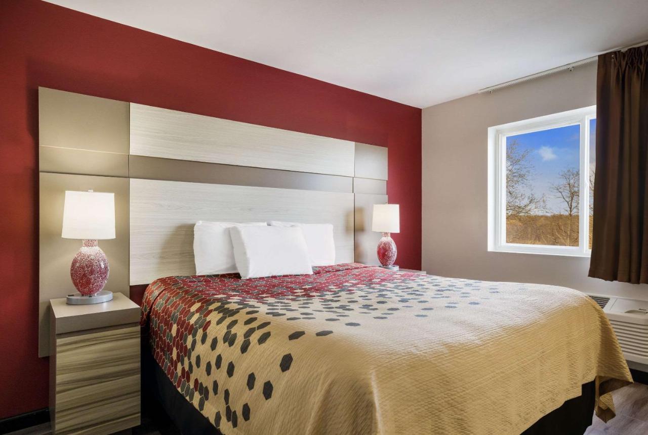 Econo Lodge Inn & Suites Canandaigua Εξωτερικό φωτογραφία