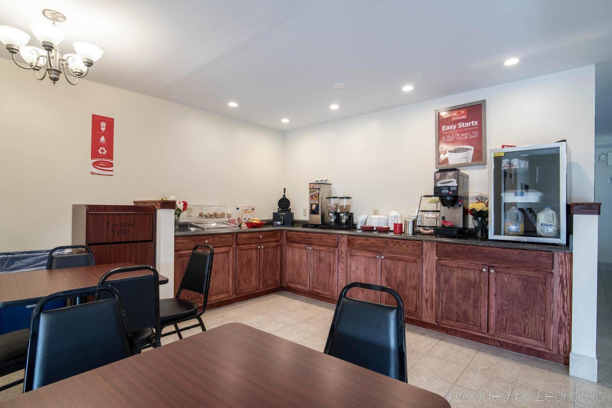 Econo Lodge Inn & Suites Canandaigua Εξωτερικό φωτογραφία