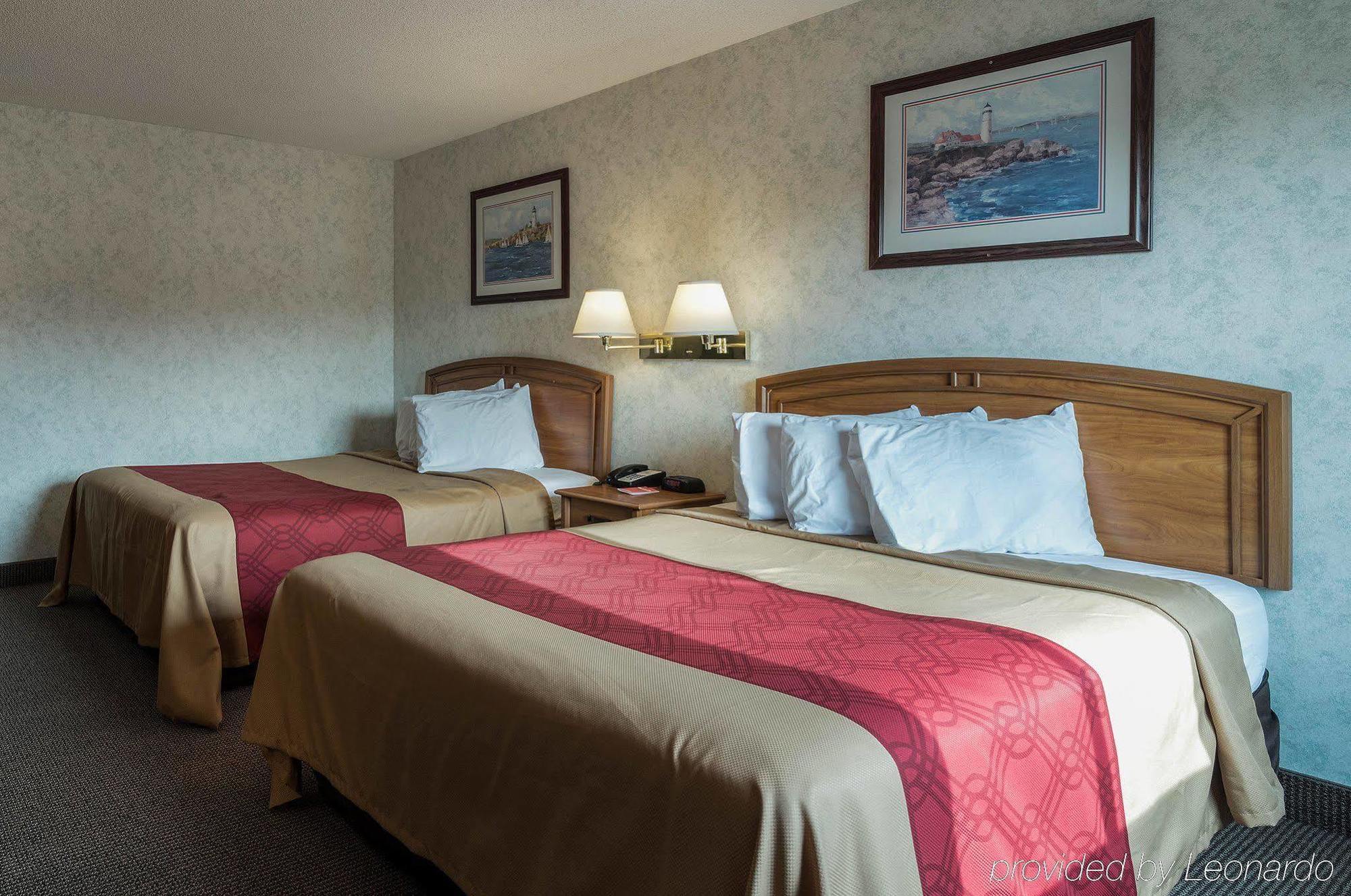 Econo Lodge Inn & Suites Canandaigua Εξωτερικό φωτογραφία